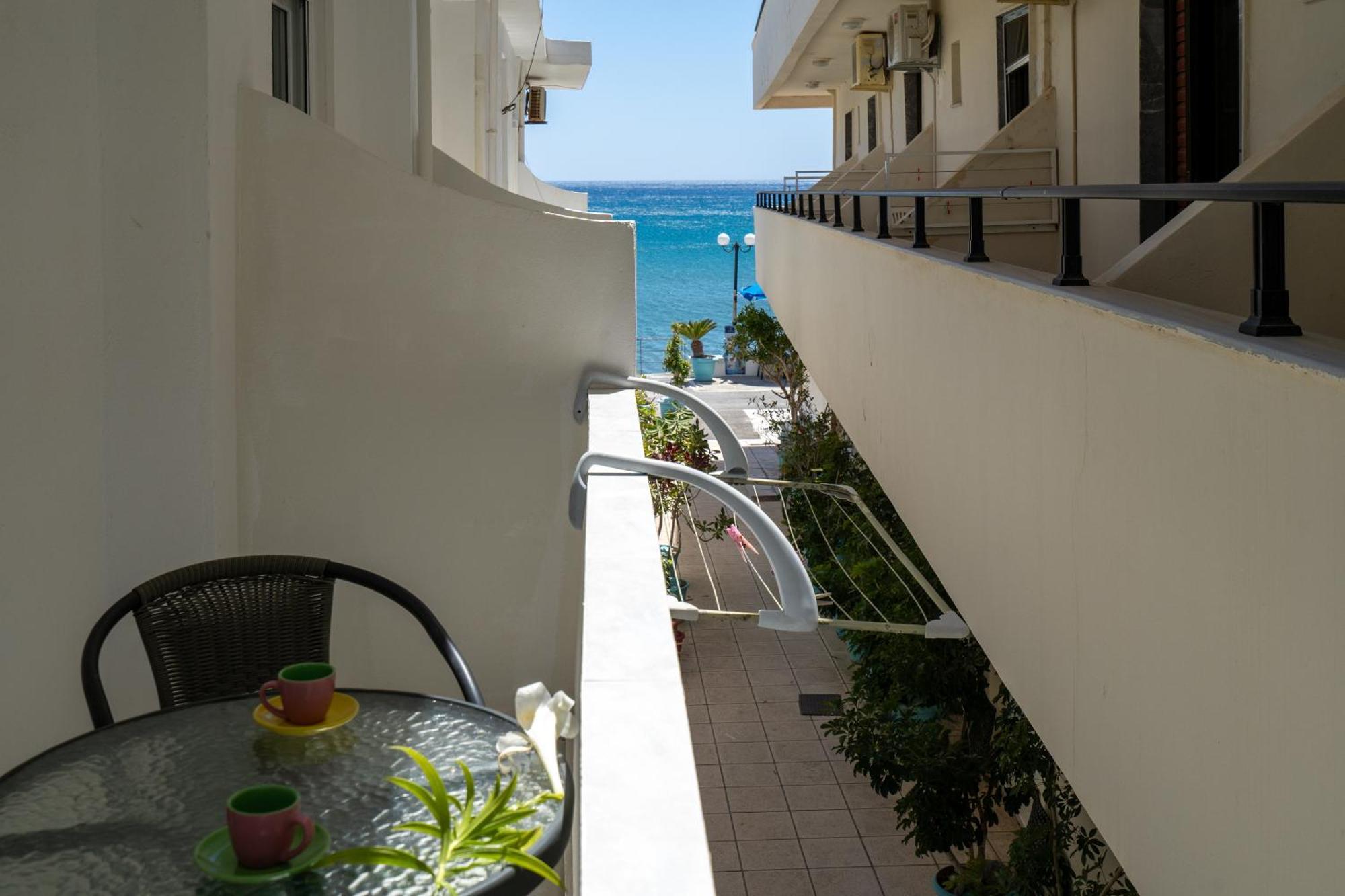 Giant Woman Apartment Tsoutsouros  Ngoại thất bức ảnh