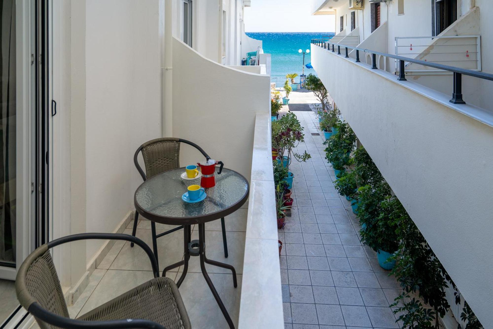 Giant Woman Apartment Tsoutsouros  Ngoại thất bức ảnh