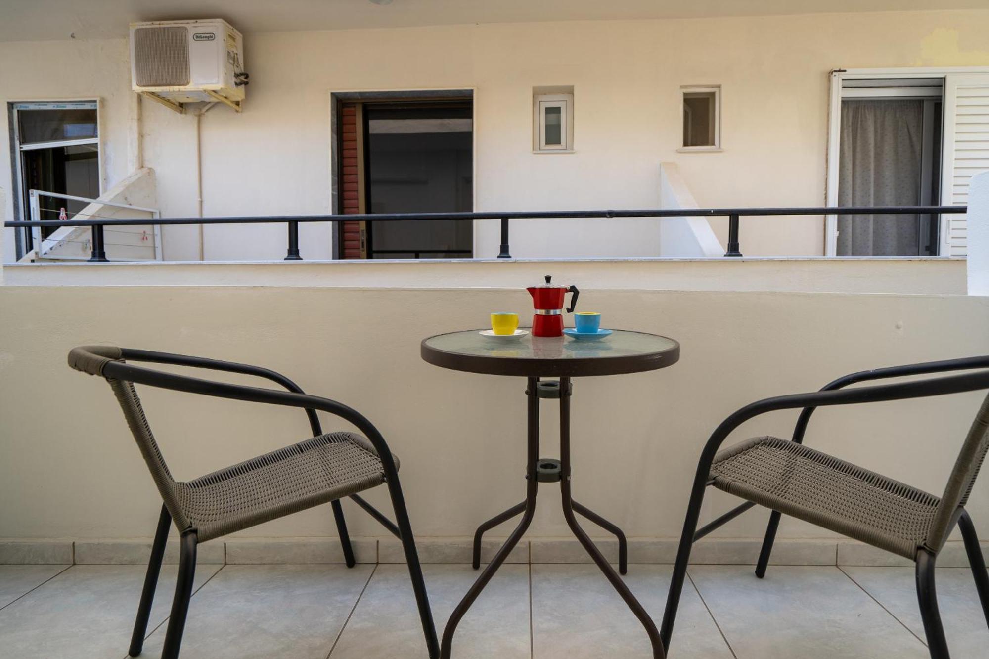 Giant Woman Apartment Tsoutsouros  Ngoại thất bức ảnh