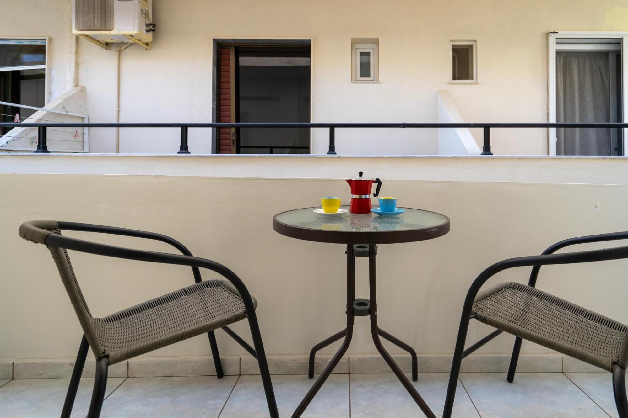 Giant Woman Apartment Tsoutsouros  Ngoại thất bức ảnh